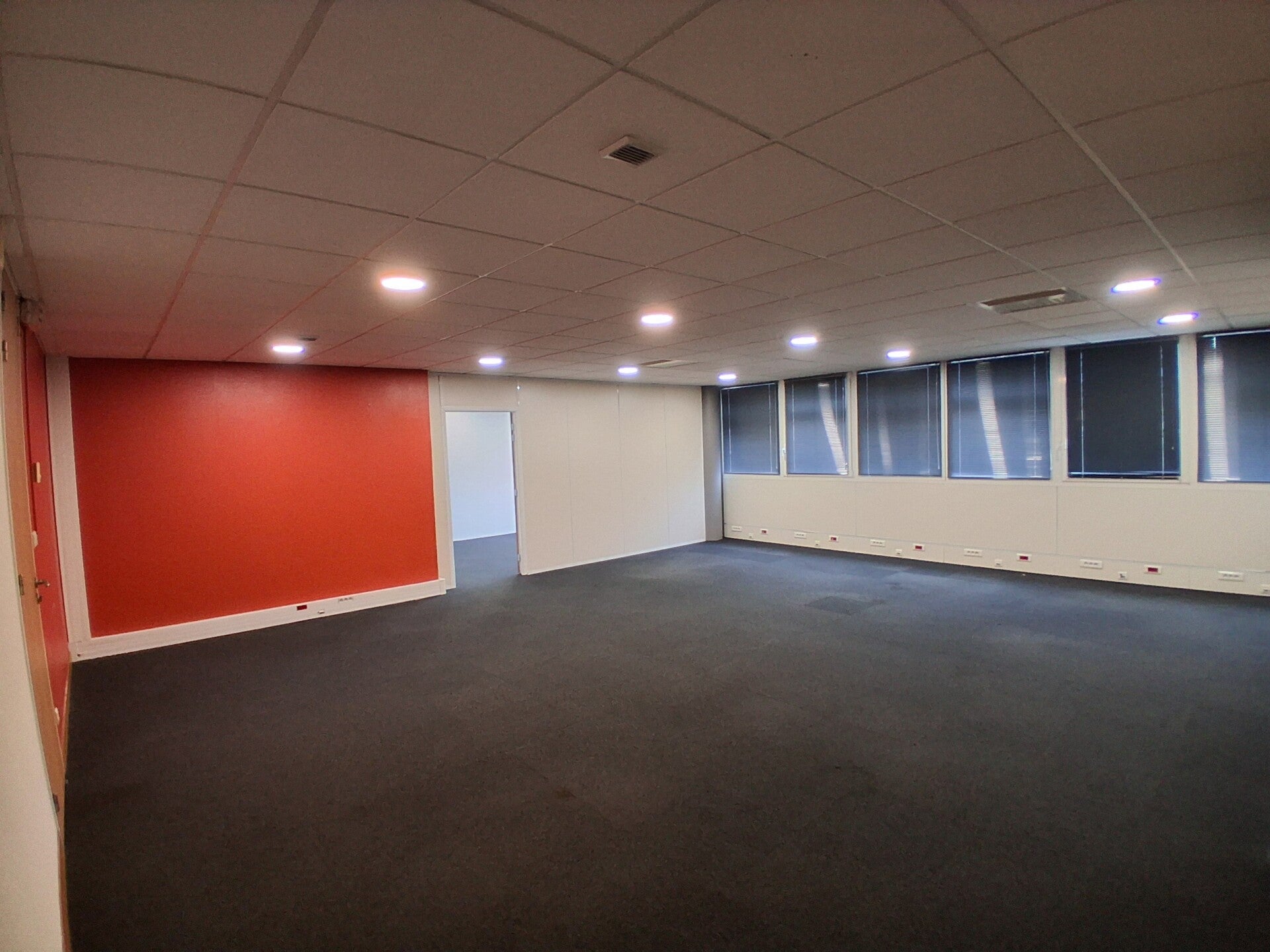 Photo du bien : Bureaux 97 m² — Le Bourget-du-Lac