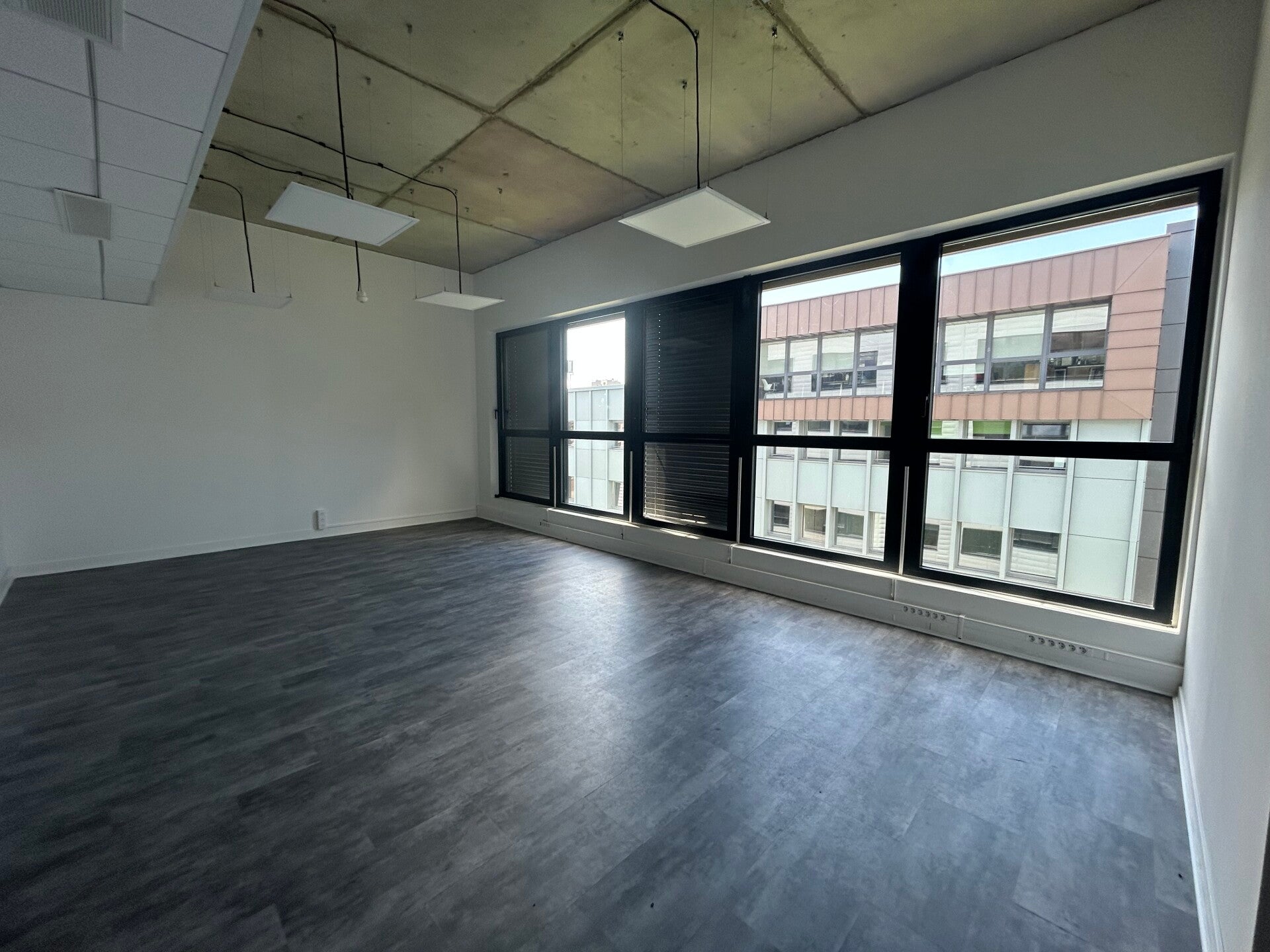 Photo du bien : Bureaux 187,13 m² — Chambéry
